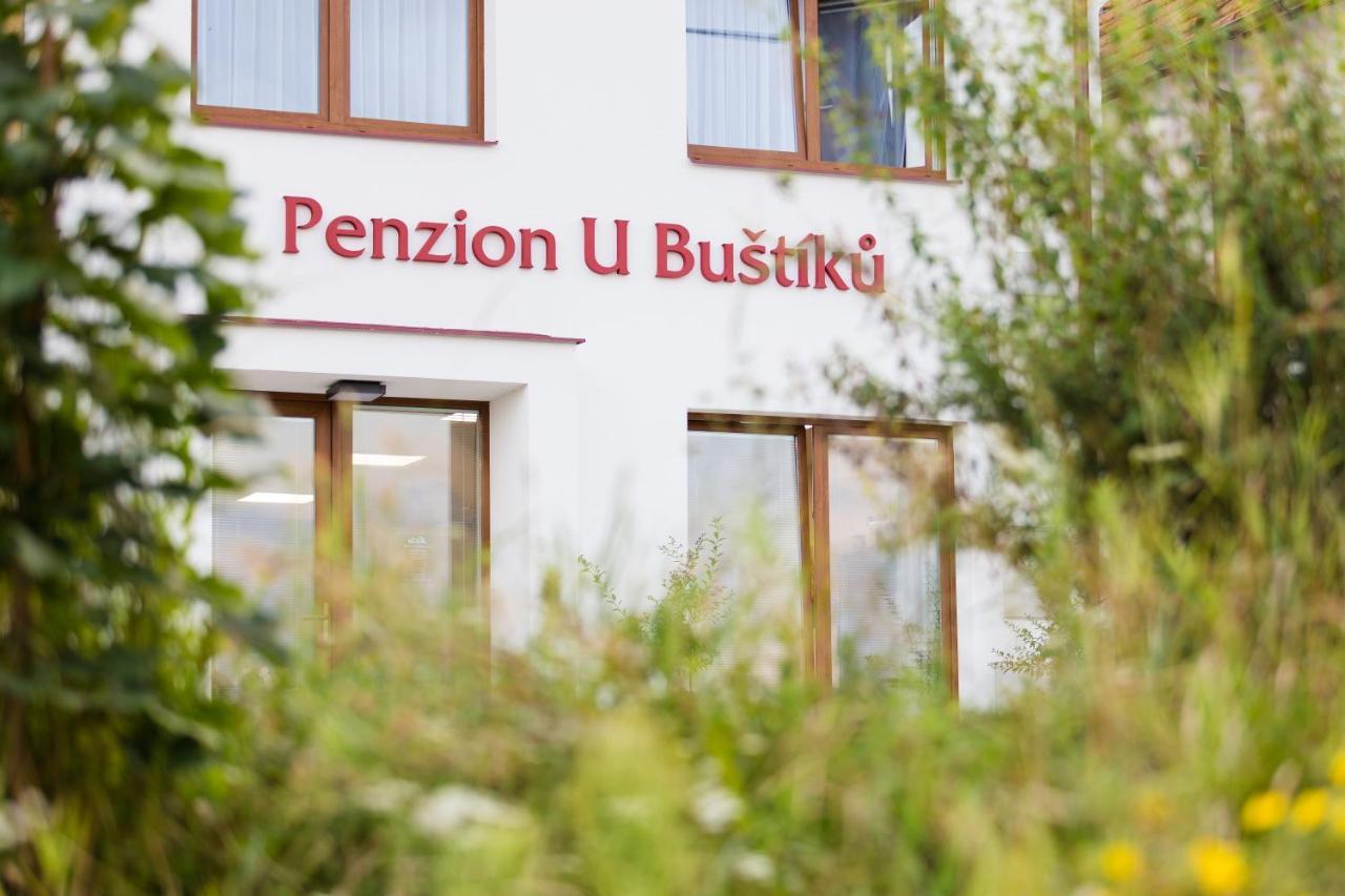 Penzion U Buštíků Sardice Exterior foto